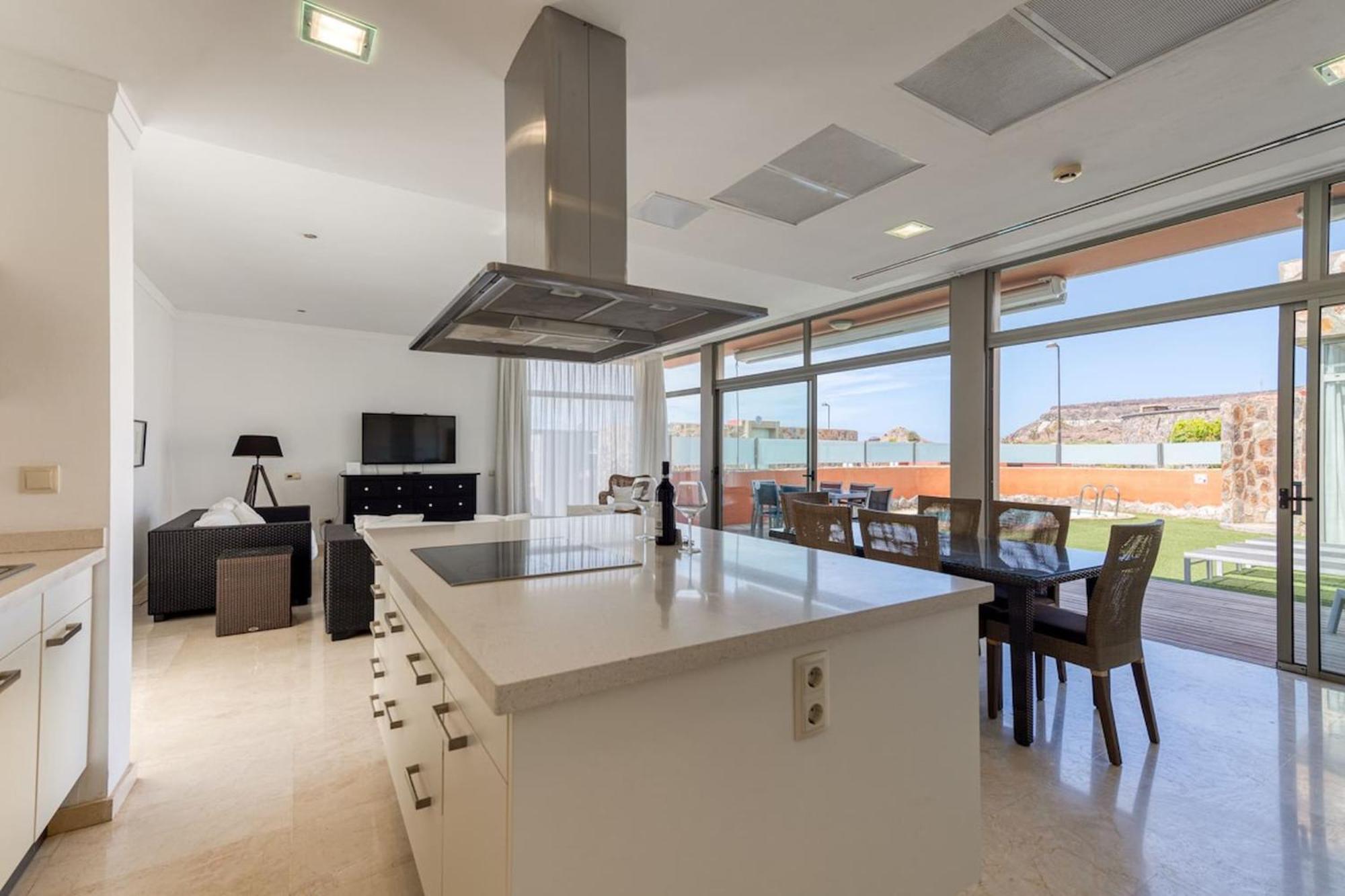 Tauro Villas Deluxe La Playa de Tauro Bagian luar foto