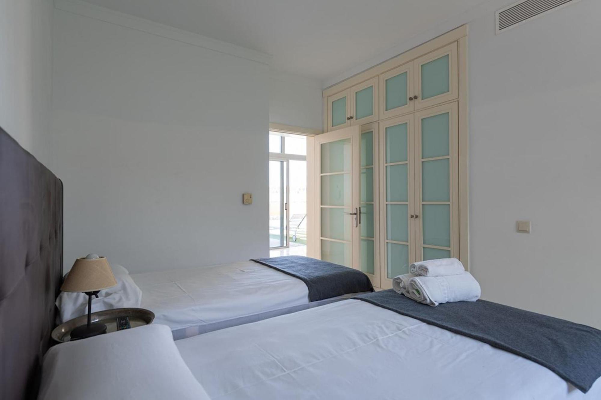Tauro Villas Deluxe La Playa de Tauro Bagian luar foto